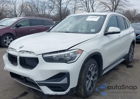 2021 BMW X1 xDrive28I z USA, uszkodzony, nr VIN WBXJG9C06M5S84973